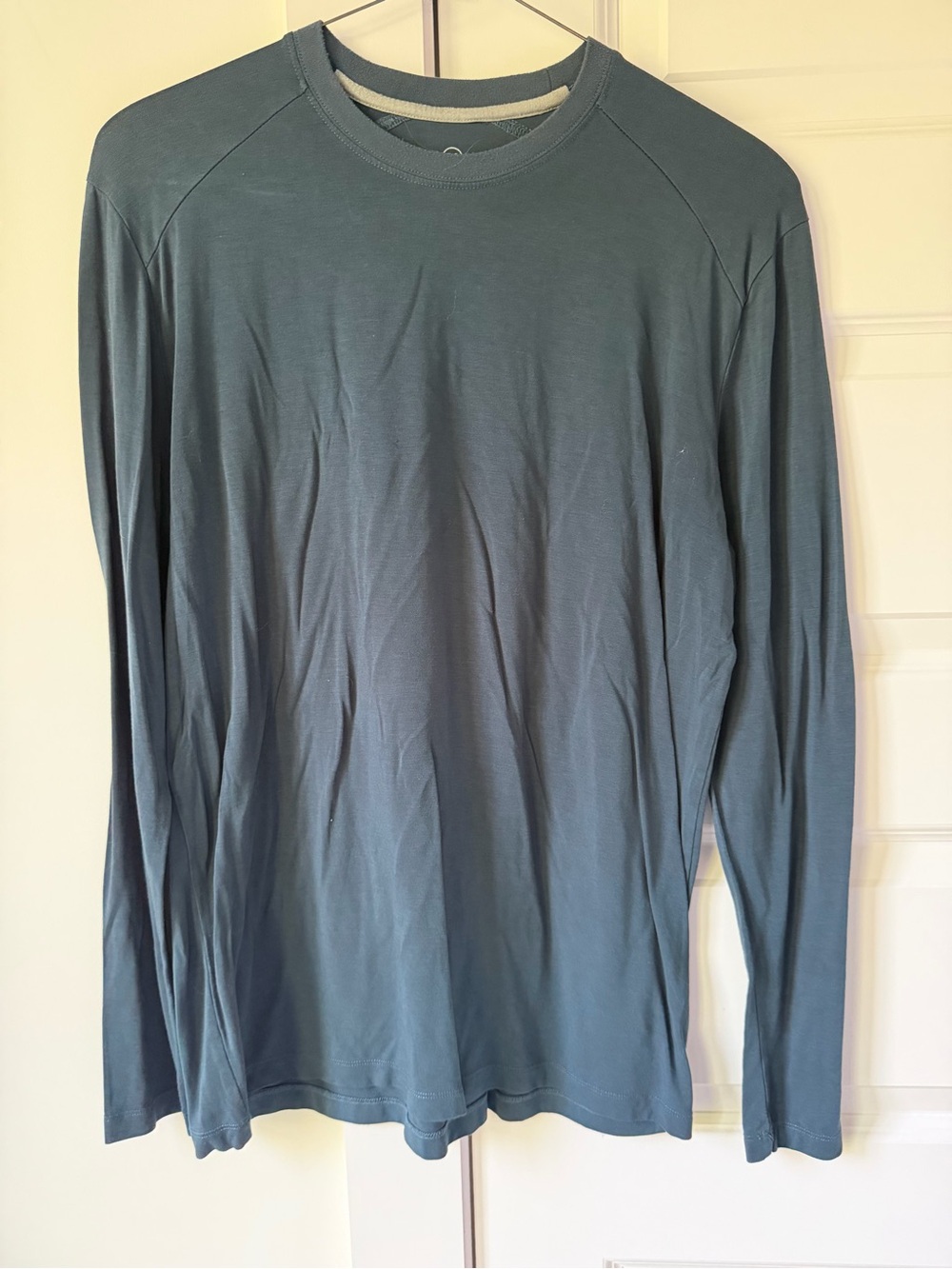 Free Fly Apparel Men's Long-Sleeve Crewneck in Teal